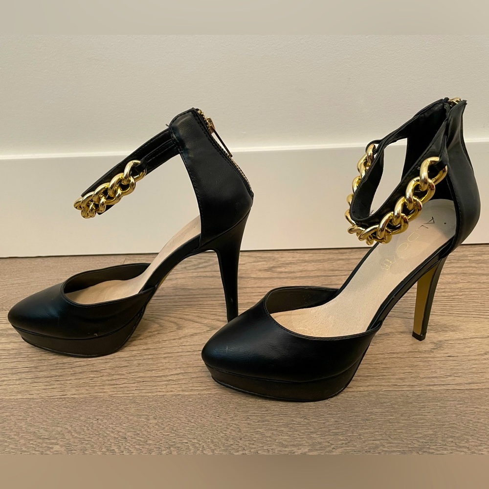 Gold Chain Aldo Platforms